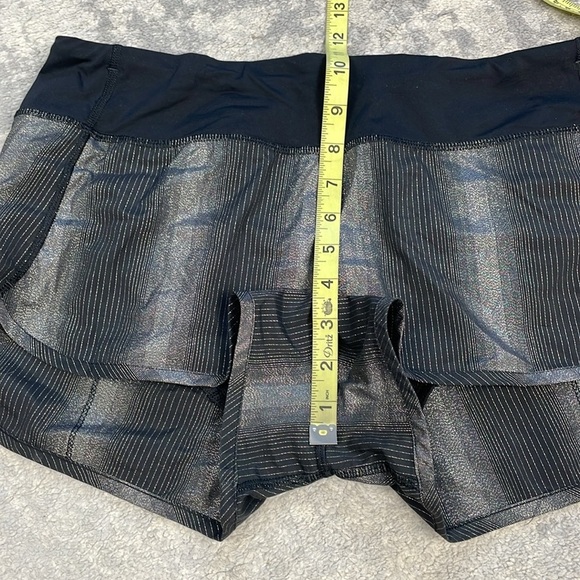 Lululemon Run Speed Short 2 way Stretch Sparkle Swift Black Gunmetal Metallic 8 - Picture 9 of 11